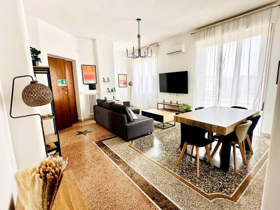 Апартаменти Attico Lussuoso Roma Centro Екстер'єр фото
